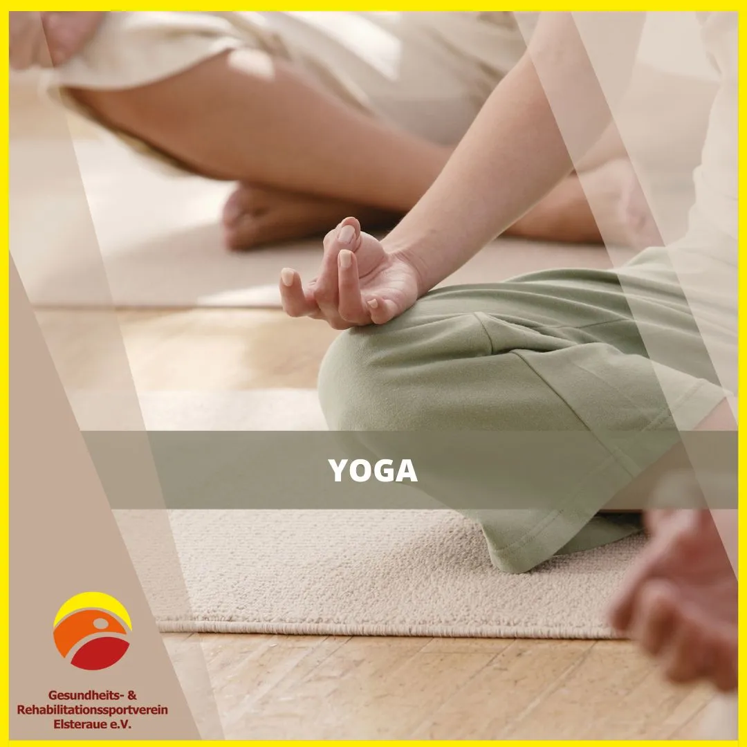 Collage aus Vereinslogo, Schriftzug "Yoga" und Bild von Knie und Hand einer meditierenden Person.