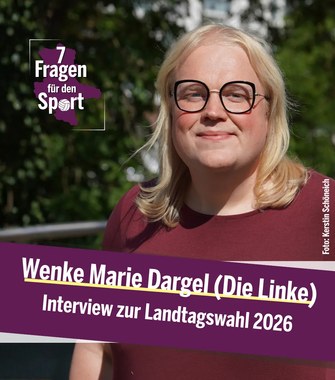 Frau mit Brille in rotem T-Shirt; Text "Wenke Marie Dargel (Die Linke) - Interview zur Landtagswahl 2026"