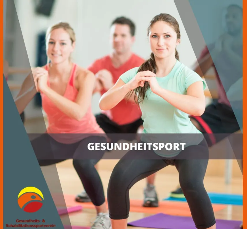 Zwei Frauen und ein Mann auf Gymnastikmatten in Kniebeuge.