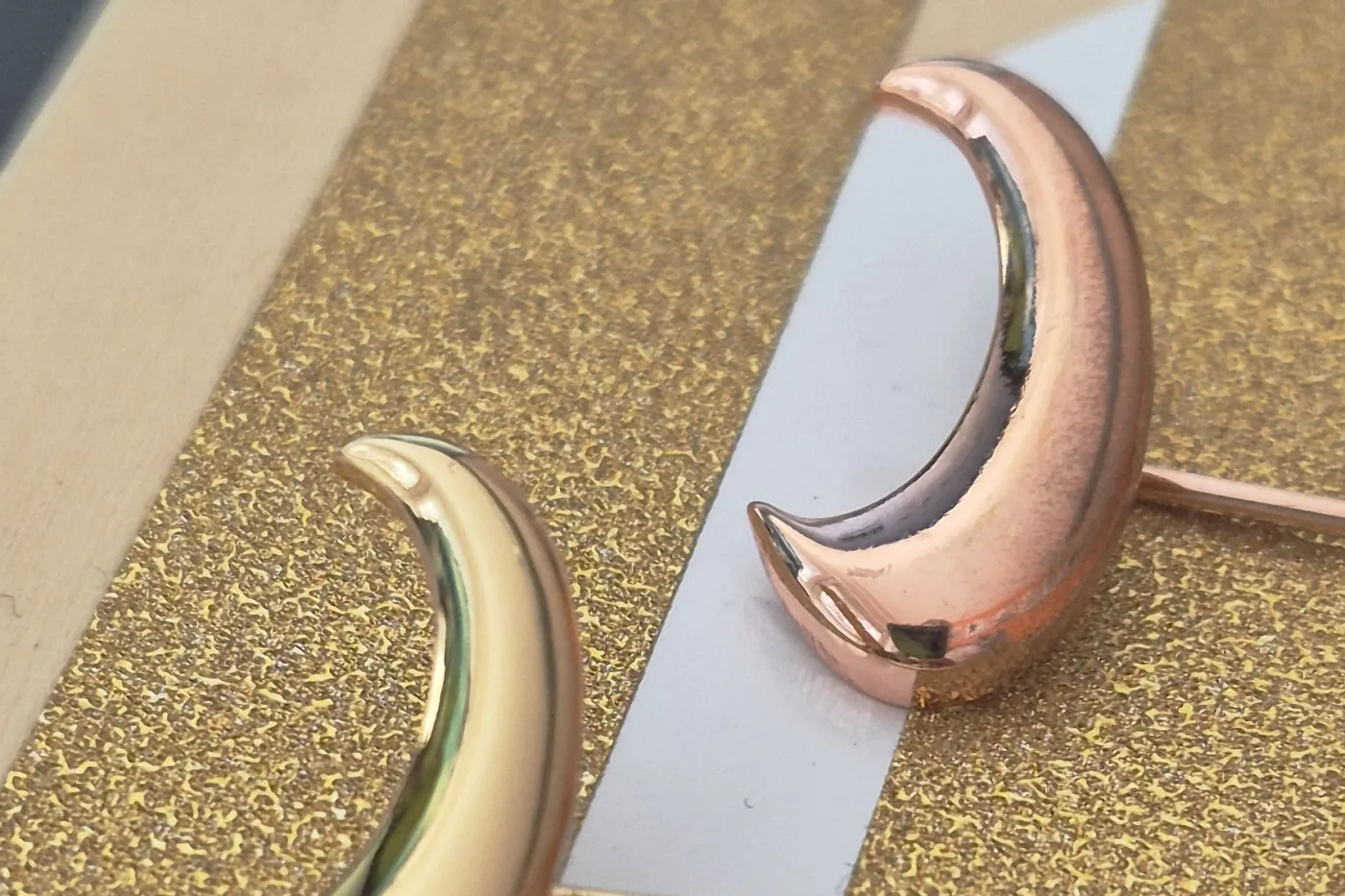 Ehrennadeln des SSB in Silber, Gold un Bronze